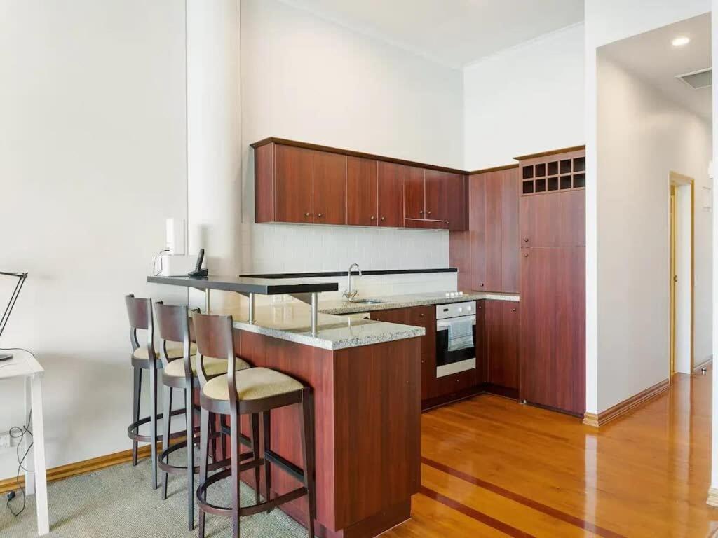 Relaxing Sea Wharf View Apartment Оукланд Екстериор снимка